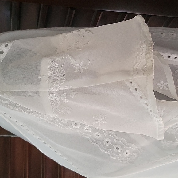 Ariat White Short Sleeve Eyelet Top Sheer Lightweight Airy Blouse Coverup Small - Picture 6 of 11